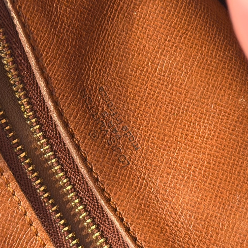 Louis Vuitton Vintage Boho Bag - Picture 7 of 12